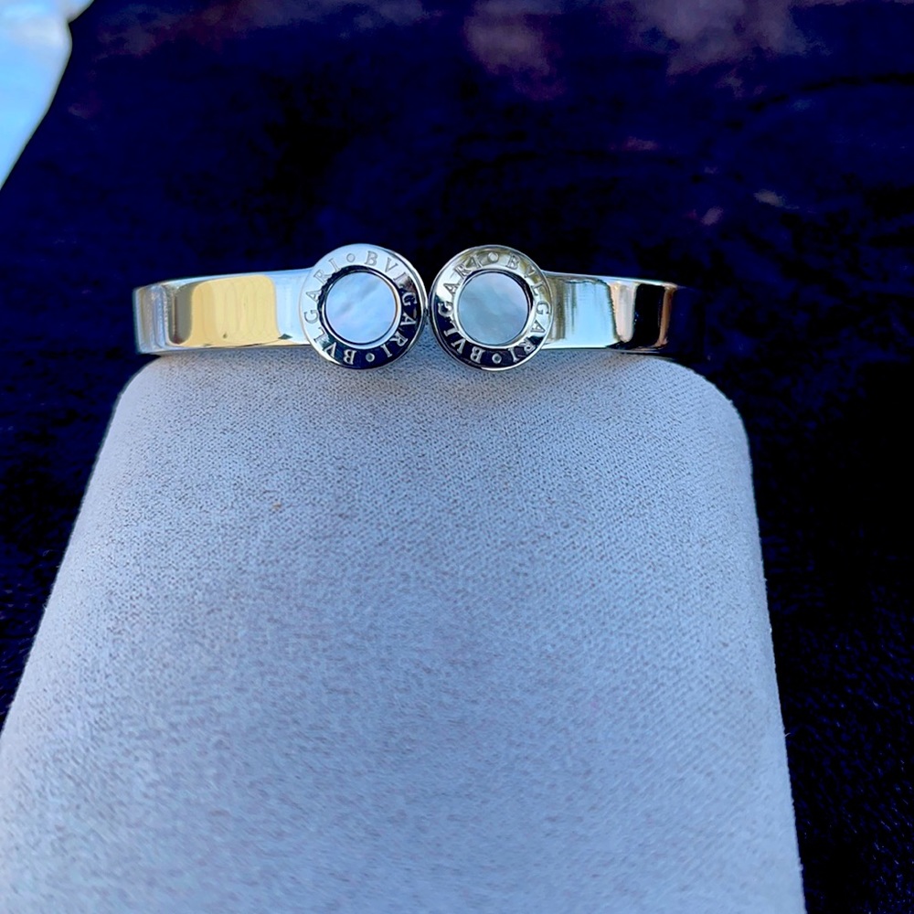 Silver nice bracelet